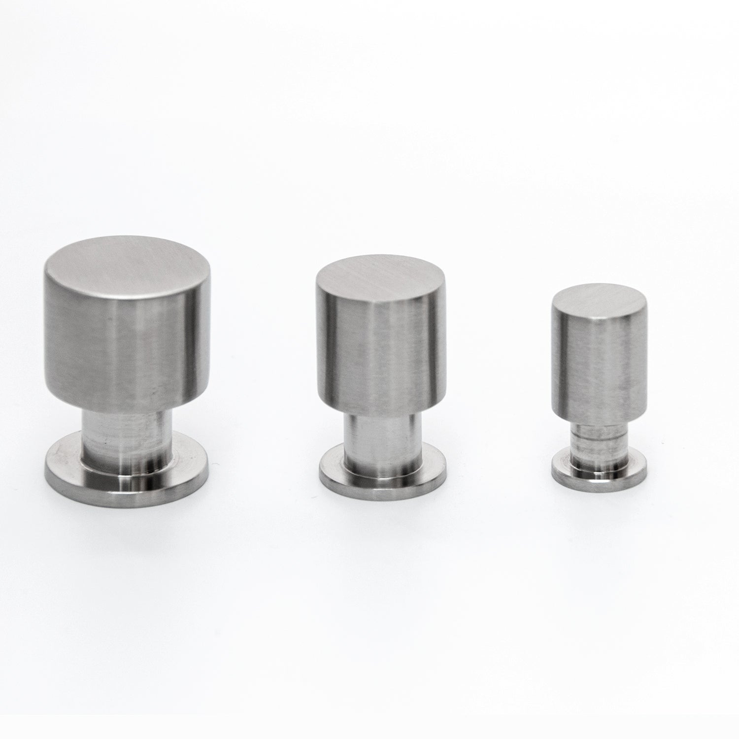 Round Knob with Stem