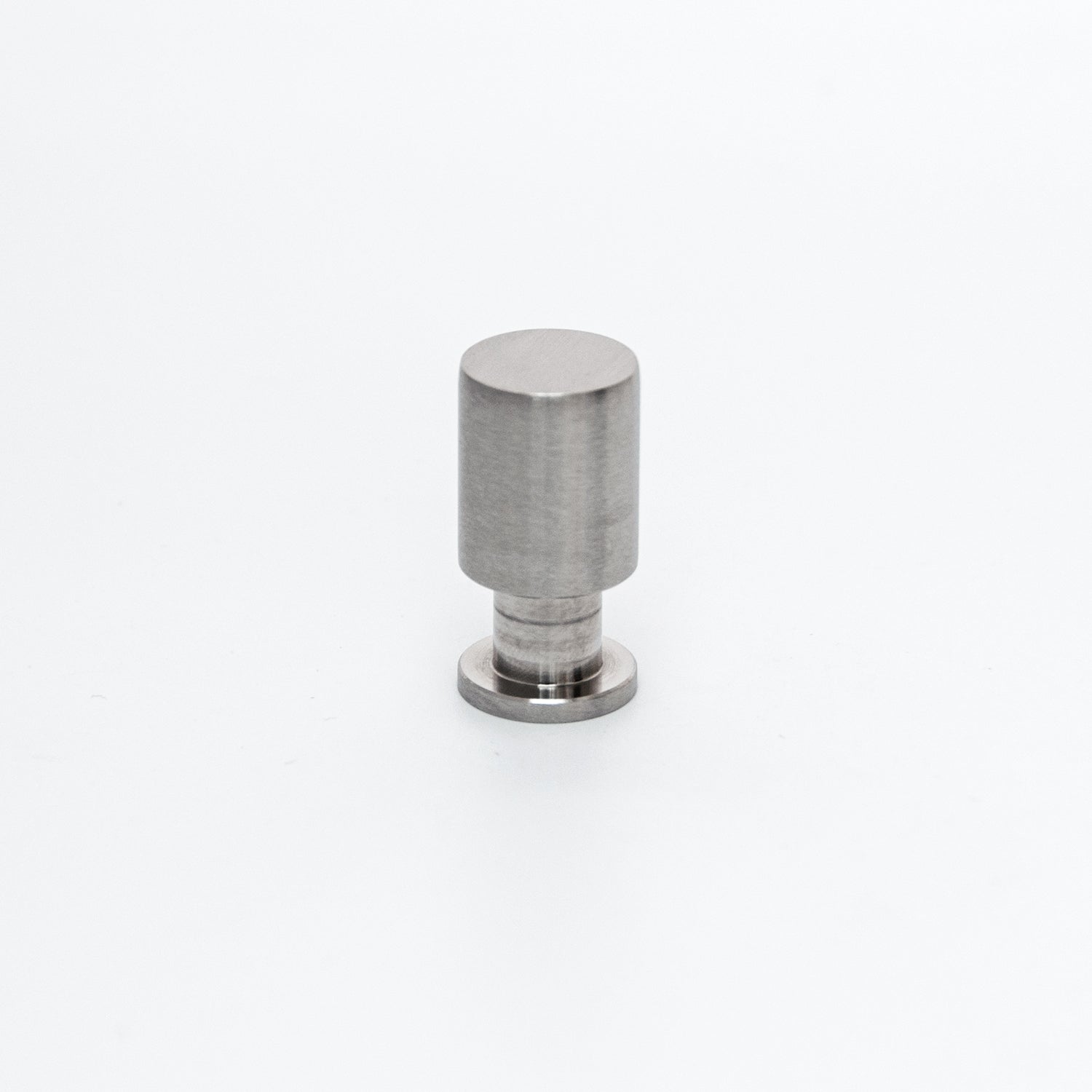 Round Knob with Stem