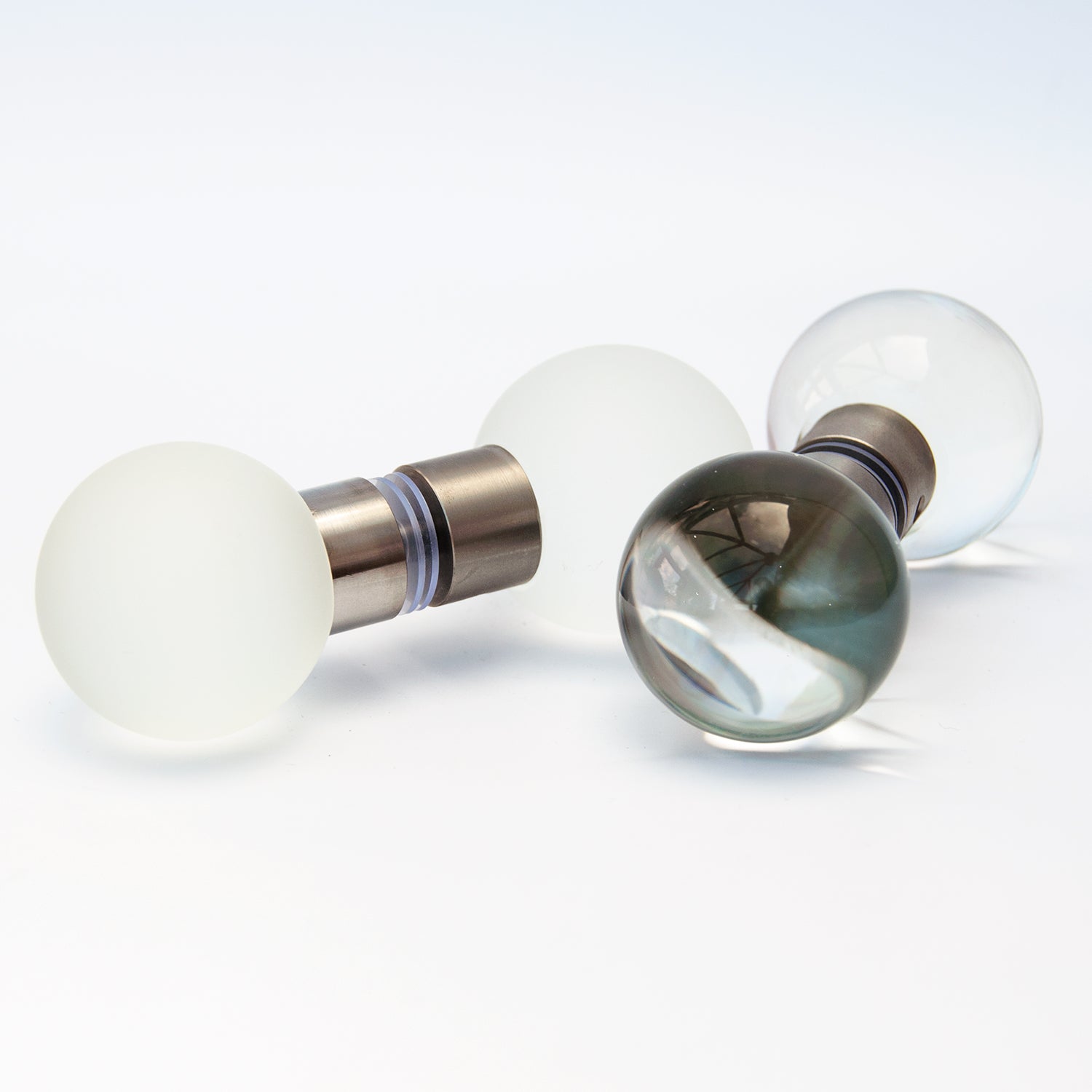 Rotondo Glass Knob Back To Back Set