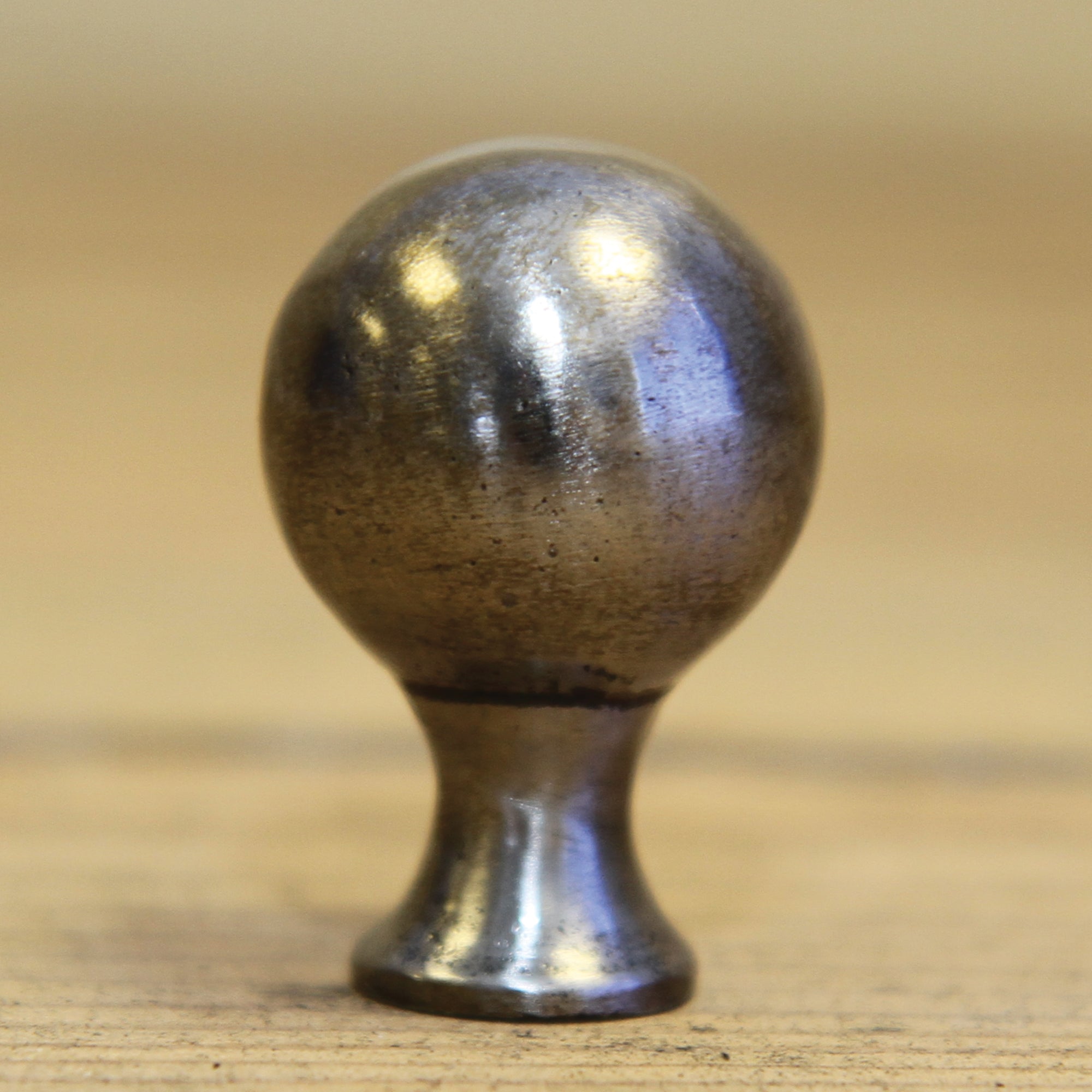 Weyland Cabinet spherical Knob 26x40mm. Celtic finish. Supplied with fixings.